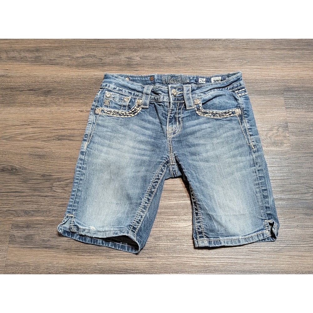 Miss Me Signature Bermuda Shorts Womens 26 Medium Wash Rhinestone Y2K Western